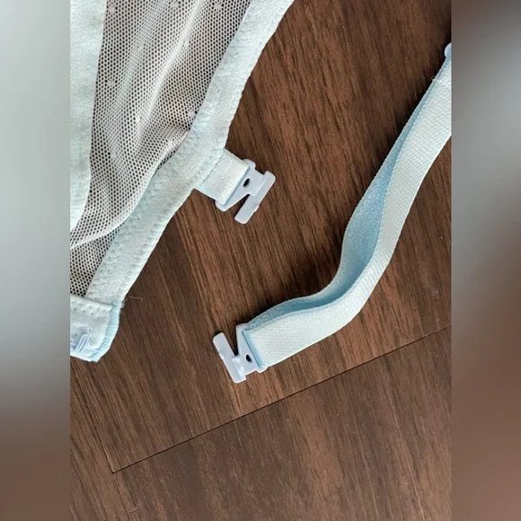 Victoria's Secret Push Up Convertible Light Blue Lace Mesh Bra - Picture 12 of 12